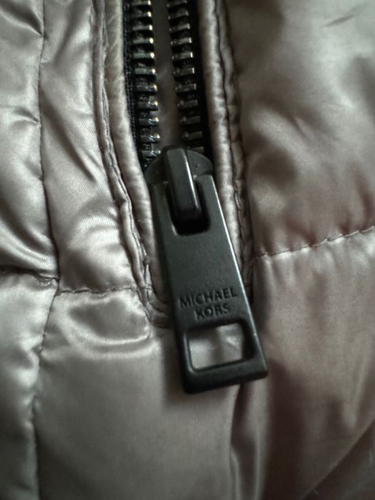 Сребърно яке Michael Kors