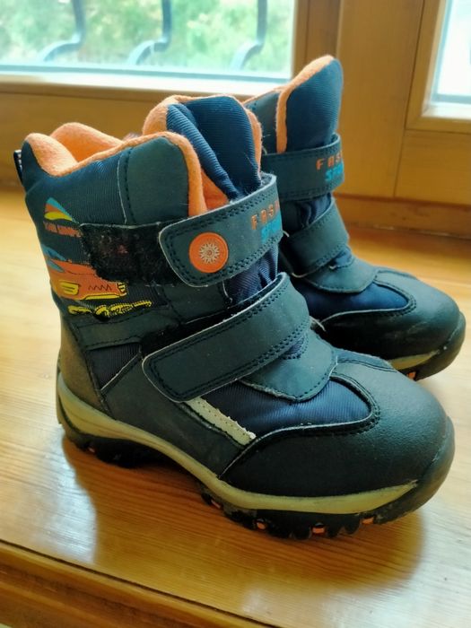 Зимняя обувь на мальчика