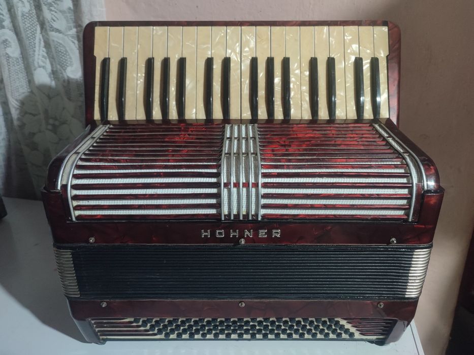 Vand acordeon hohner