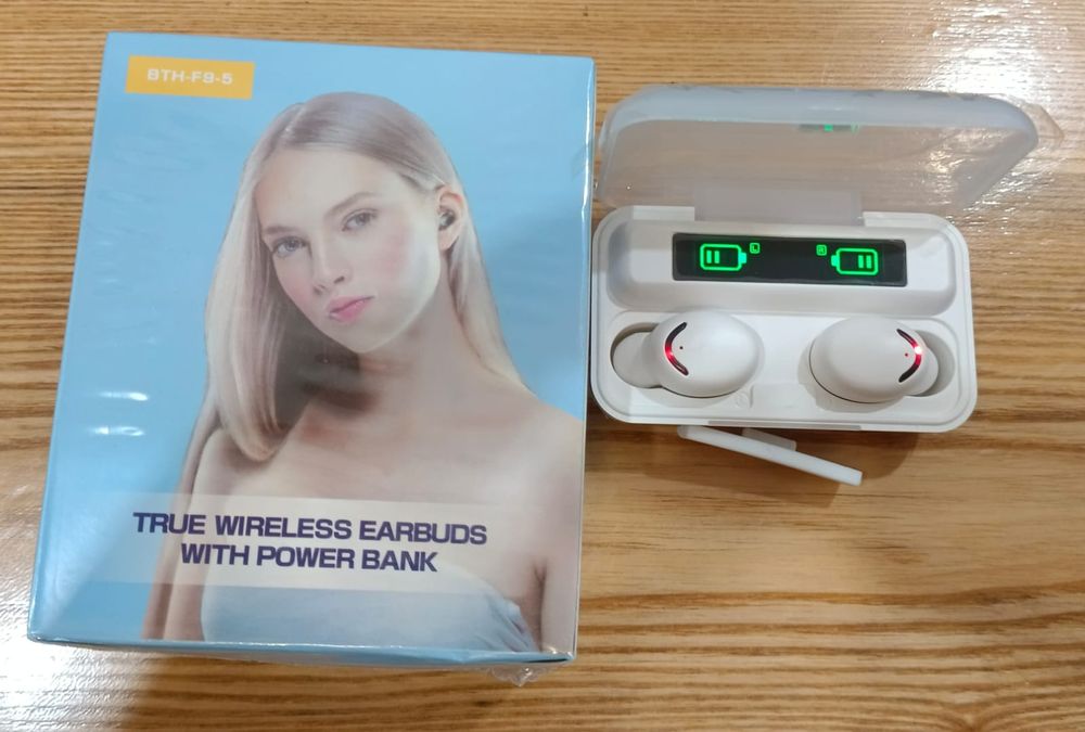 Продам наушники новые