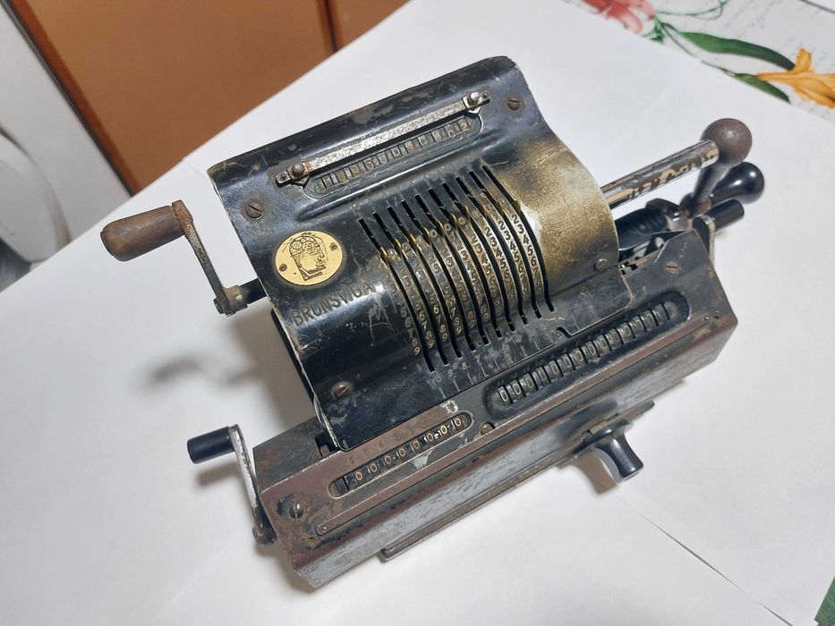 Masina de socotit - Brunsviga 13