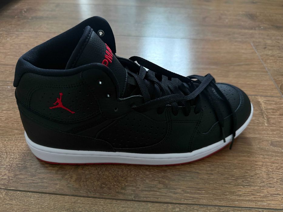 новые кроссовки Nike Jordan Access