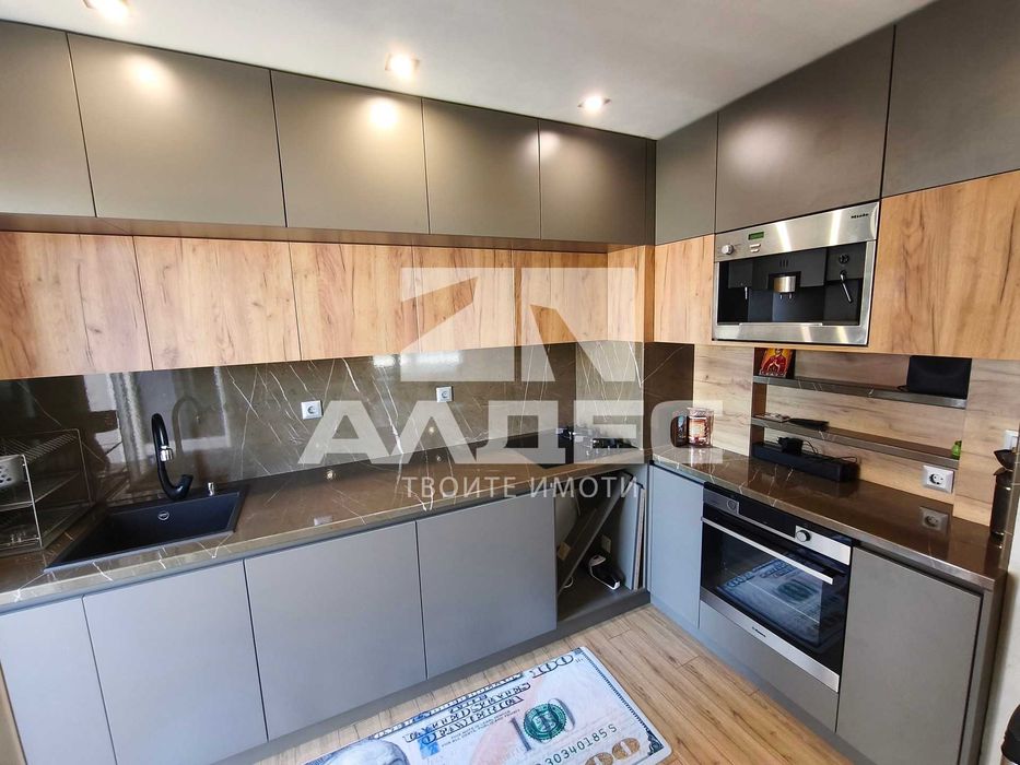Продава се Тристаен апартамент в София, Студентски град - 120 кв.м за 1360 €/кв.м - Снимка #4
