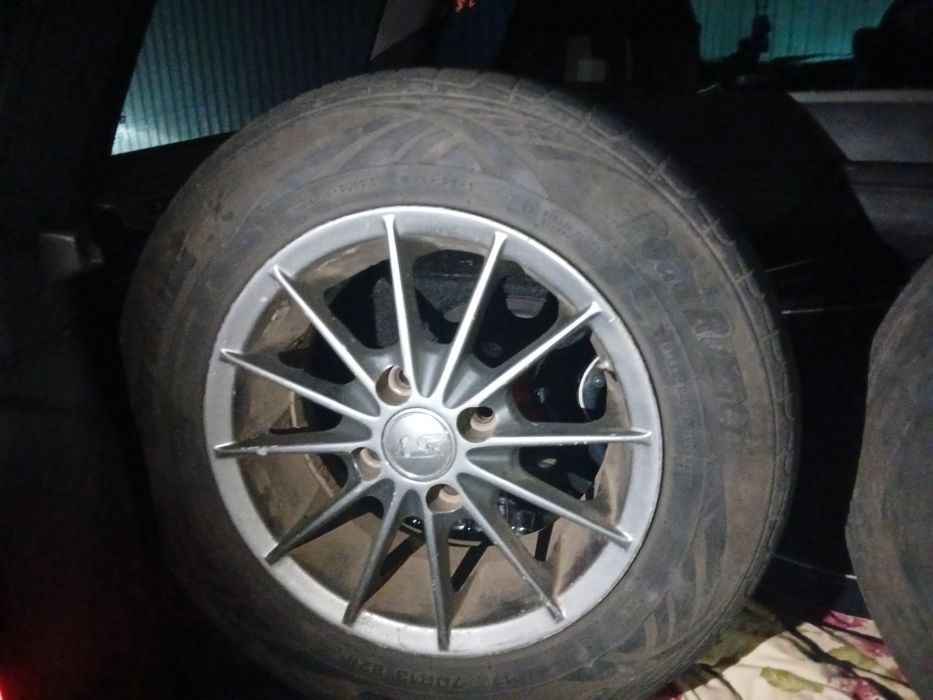 Продам диски ваз можно обмен на R15