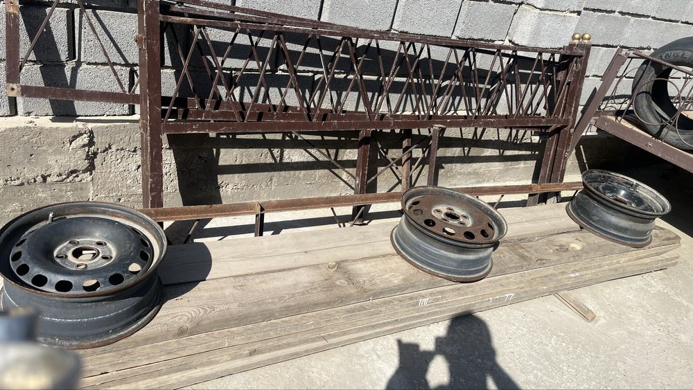 тапчан сптылады ...