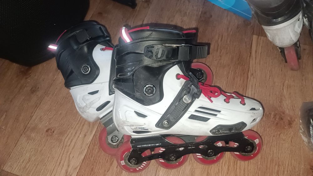 Продам роликовые коньки decathlon