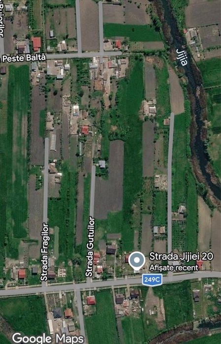 Teren intravilan de vânzare