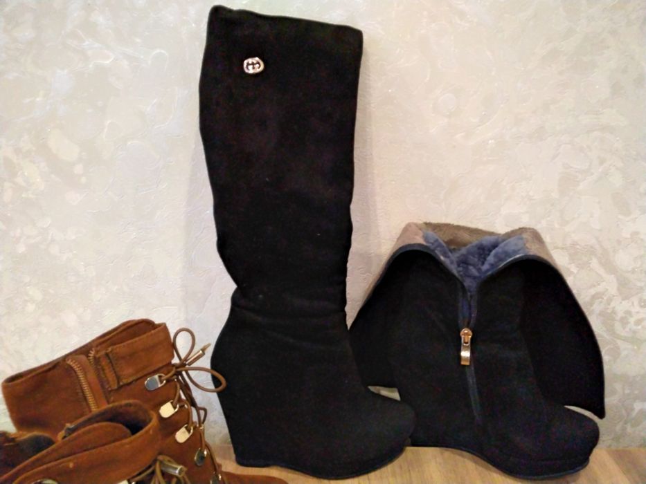 Продам сапожки замша,35 размера