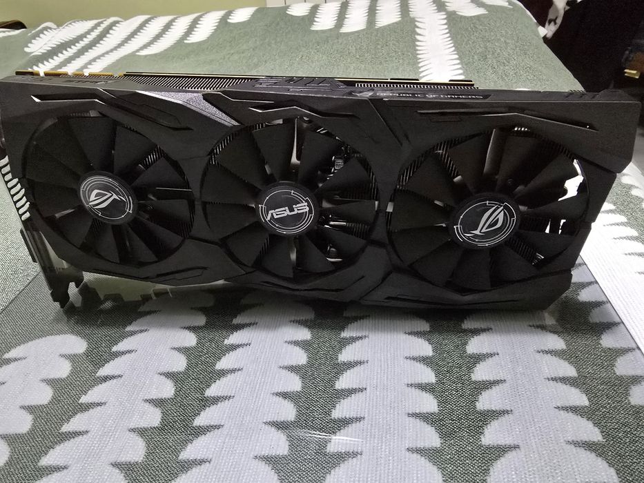 Видеокарта GTX 1080 STRIX