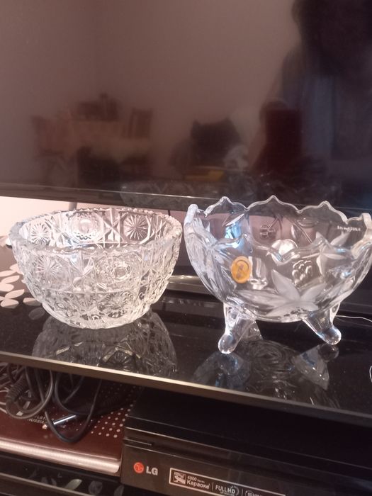 Продаем вазочки.