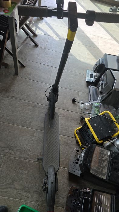 2 Trotinete electrice xiaomi
