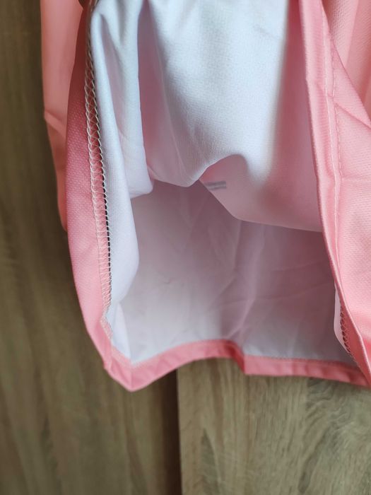 Тениска чисто нова