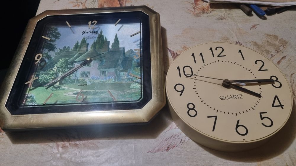 Vand ceasuri de perete