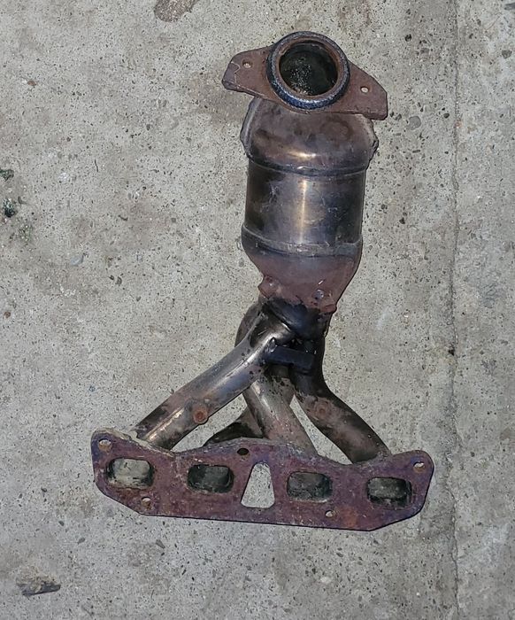 Vând piese nissan x-trail2.0benzina an 2002-2004