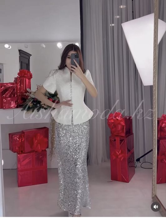 Двойка пиджак юбка