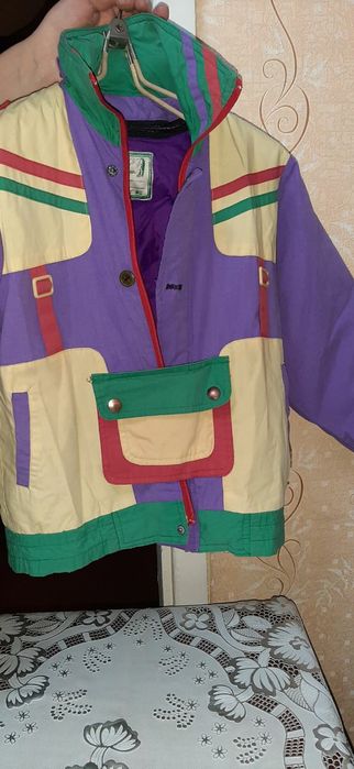 Продаю детские куртки