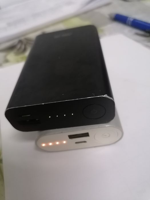 Baterie externă telefon