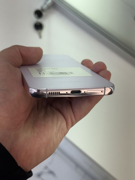 Samsung S23+ 256gb ozu 8