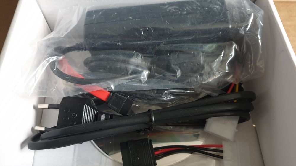 USB 2.0 to IDE & SATA Adapter