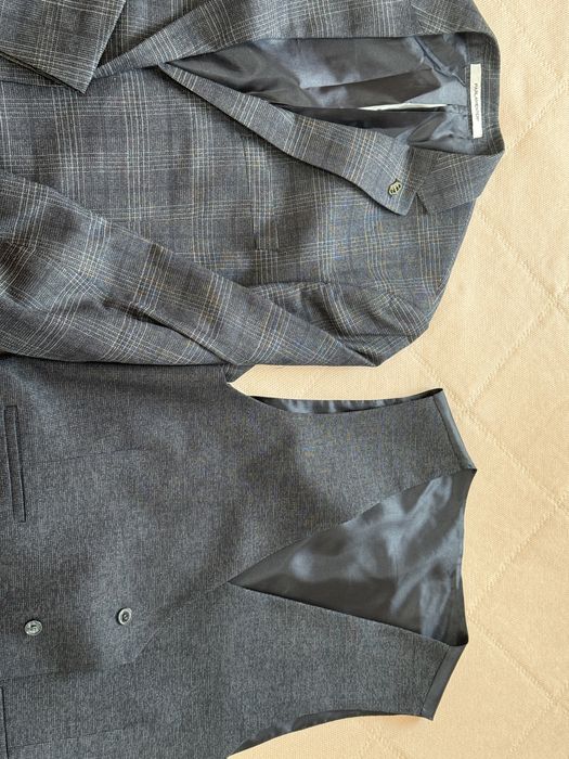 Костюм тройка