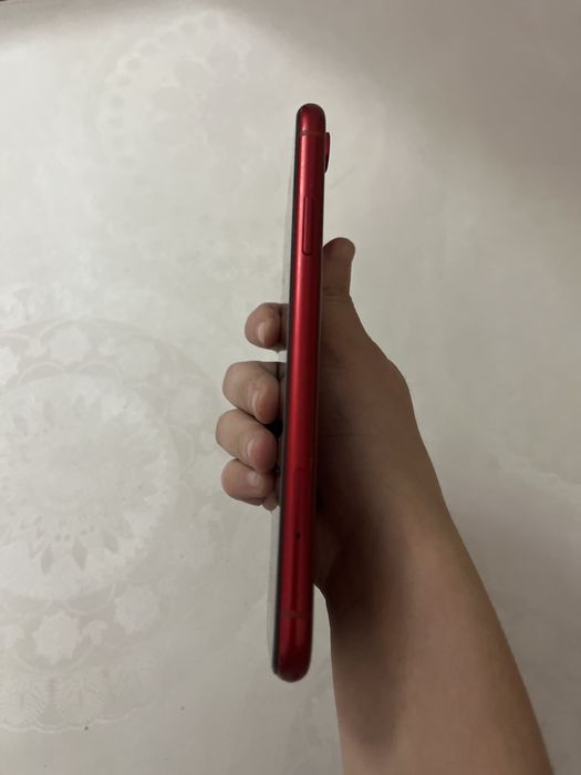 IPhone XR 128 гигабайтов