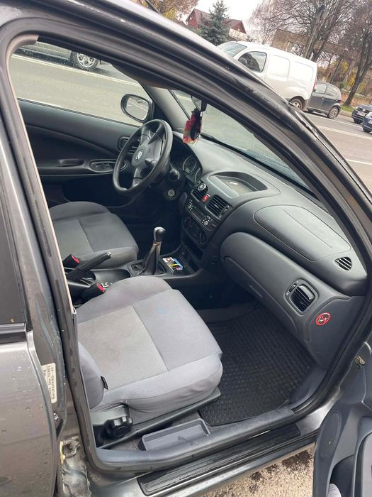 Vand nissan almera fiscal pe loc