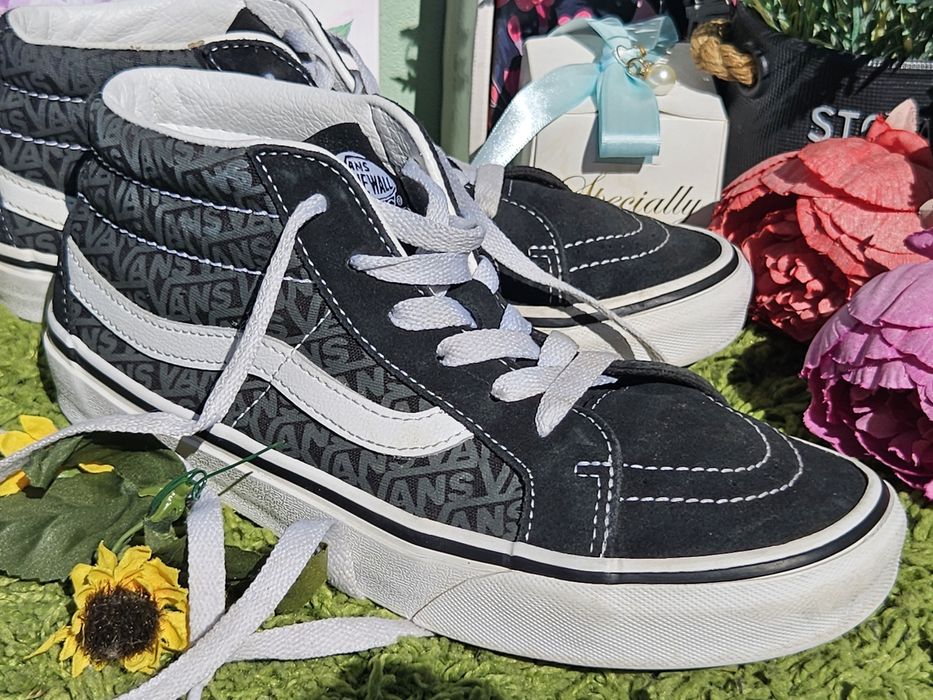 Vans високи кецове в черно N37