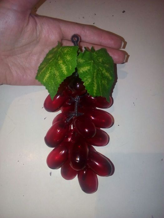 ветка рябины виноград декоративный