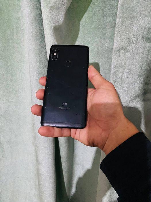 Redmi Note 5 32gb qora rangi