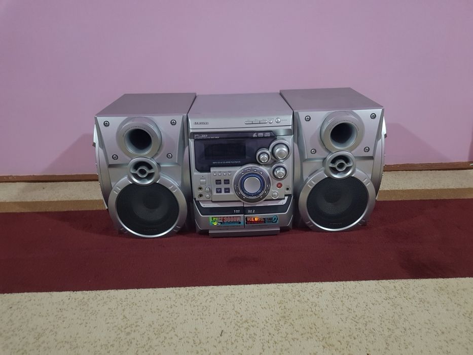 Samsung Muzikalne sentr sotiladi