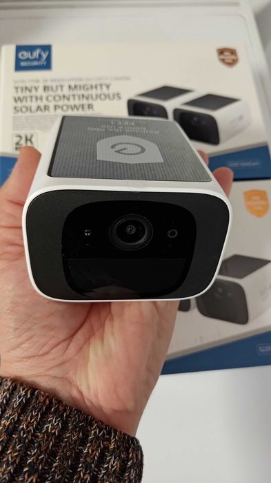 Camera Eufy (Anker) SoloCam S220, 2K, Wireless, Panou Solar