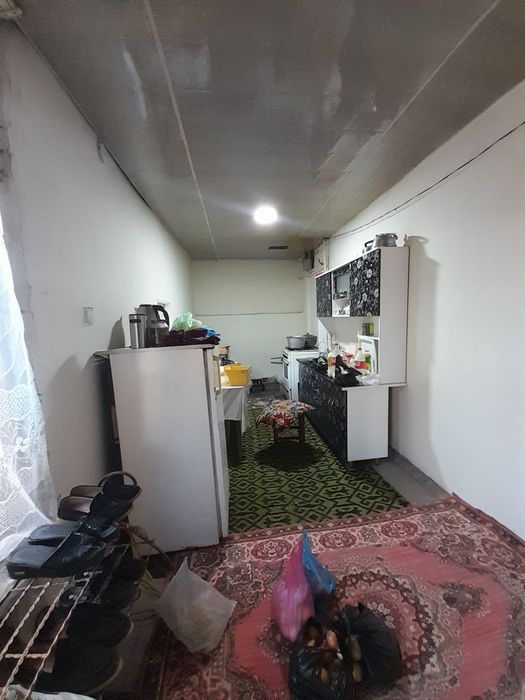 Ховли жой Нурафшон йул устида