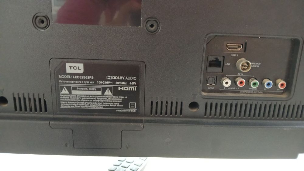 Продам телевизор тсл смарт ТВ диоганаль 81см