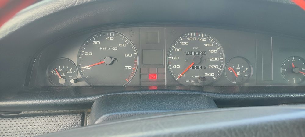 Продам автомобиль ауди 100