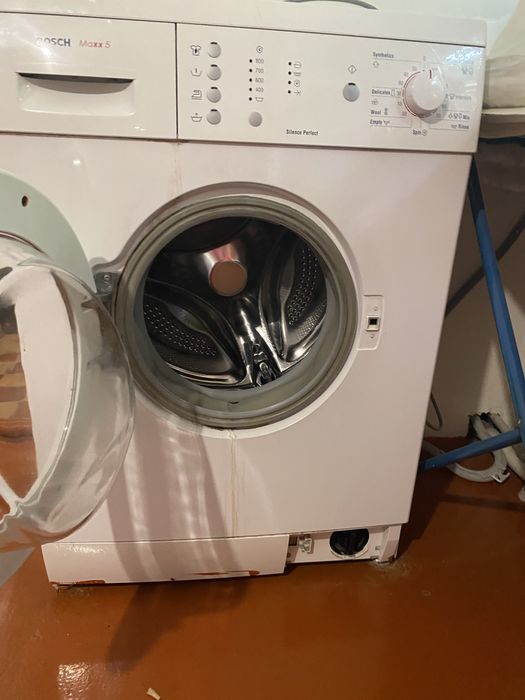 Продам стиральную машинку