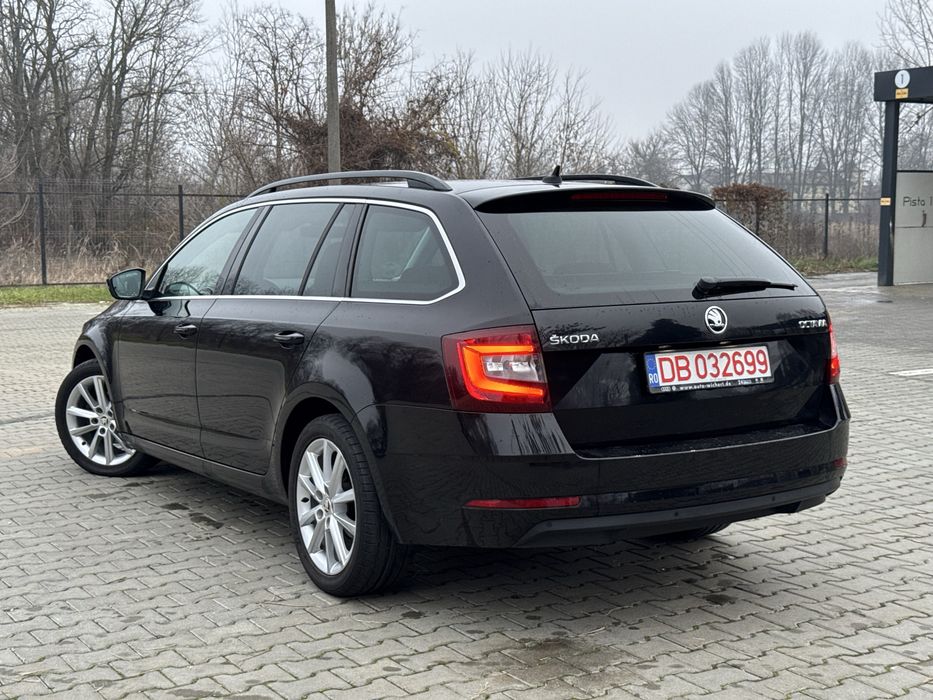 Skoda Octavia Sportline 1.6 Tdi Dsg 116 Cp