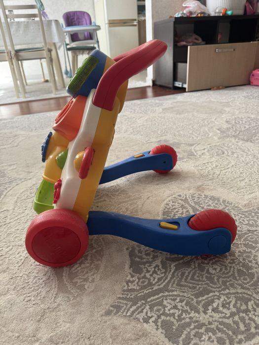 Ходунки-каталка для малышей