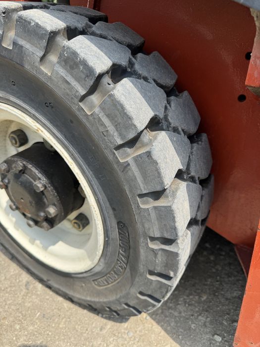 Stivuitor 2,5 tone Motostivuitor diesel 2500 kg 4,5 M