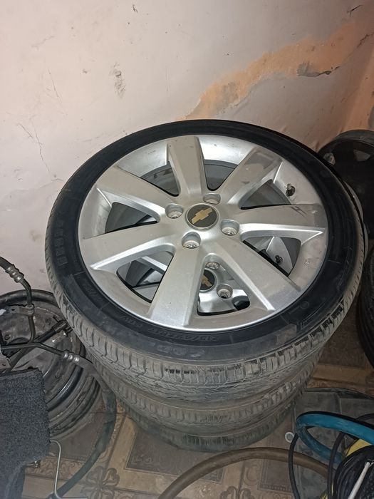 Diska + balon R17 xolati yaxshi