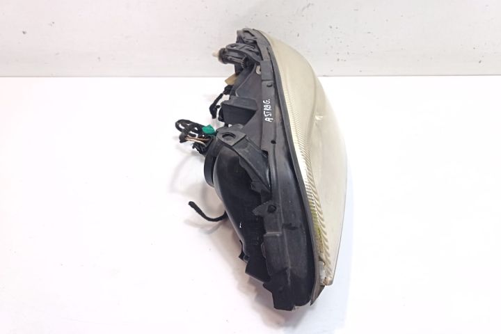 Far stanga Opel Astra G