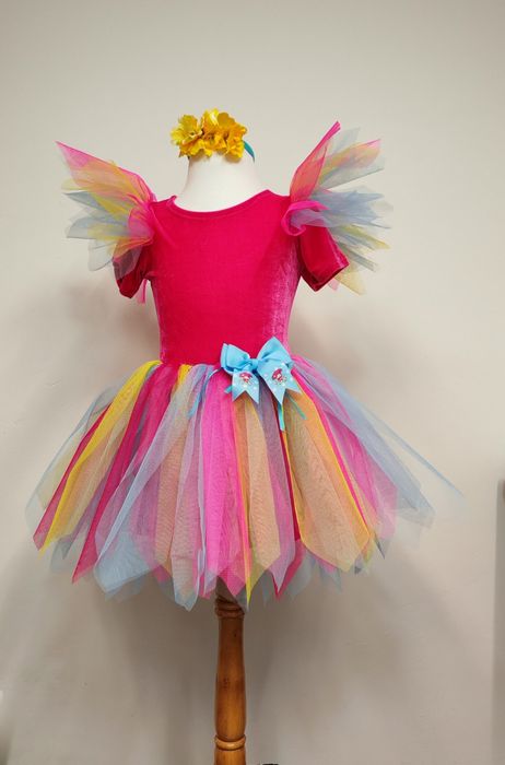 Costum serbare fluture fete  rochiță tutu 3,4,5,6,7 ani made în Români