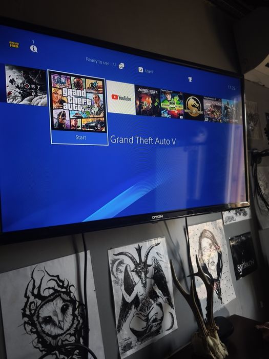 Хакнат PlayStation 4 (500GB) + 2 Джойстика + Игри (GoldHEN v9.60)