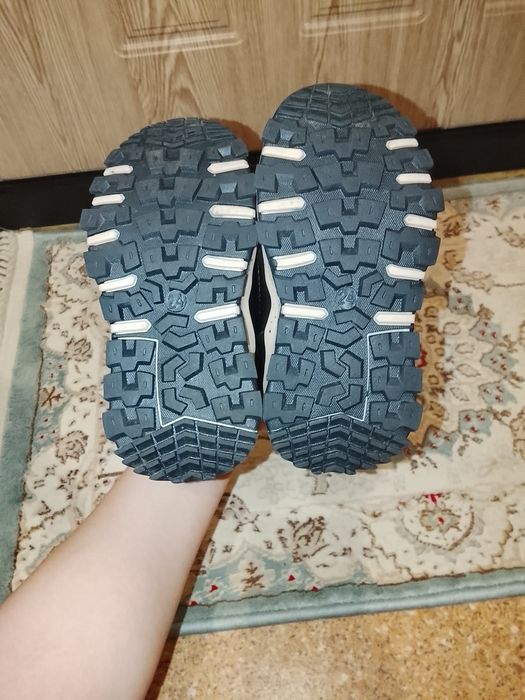 Продам детскую обувь для мальчика