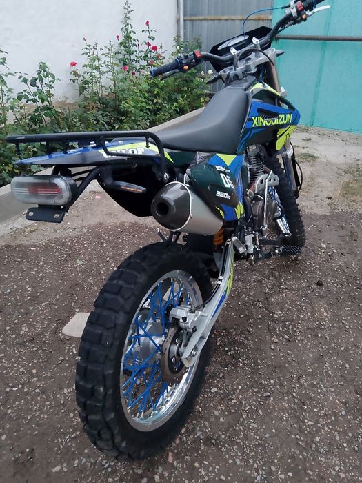 Мотоцикл Enduroㅤ