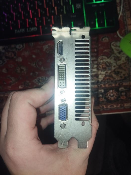 Видеокарта GTX 550 ti