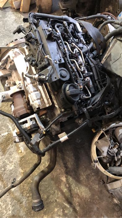 Motor bmw n47d20c 2.0 184cp injectoare alternator compresor clima elec