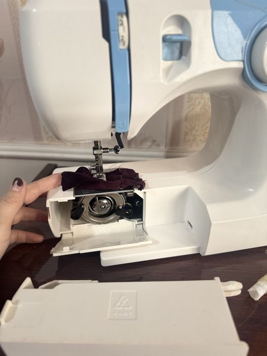 Тикув машинаси сотилади