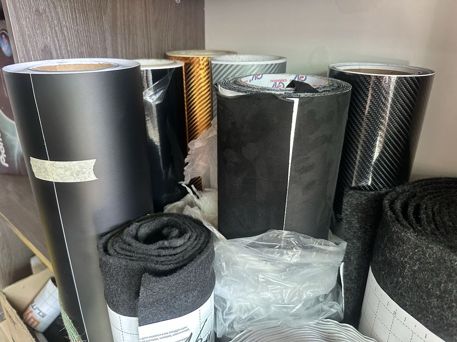 Пленка Карбон самоклеящаяся 3D и 5D