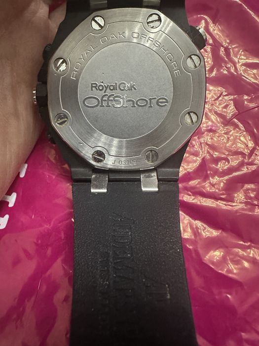 Часы Audemars Piguet Royal Oak Offshore Diver Chronograph