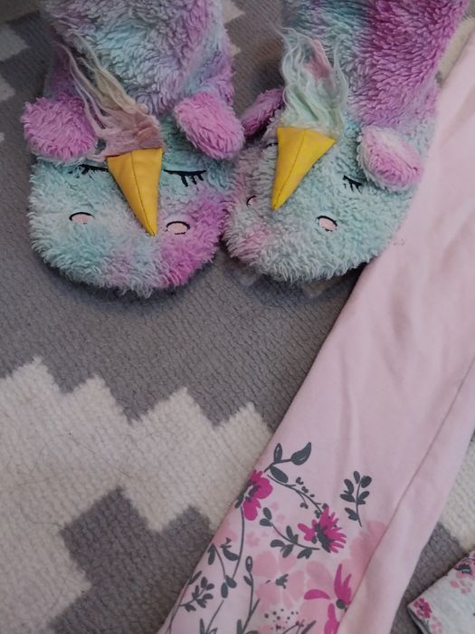 Пакеты вещей на девочку 8-9 лет